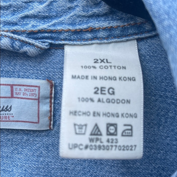 Vintage Levi's Men’s Classic Blue Denim Shirt Size: 2XL - Picture 3 of 12